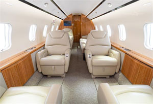 Challenger 300 INT