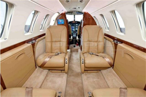 Hawker 400 Premier